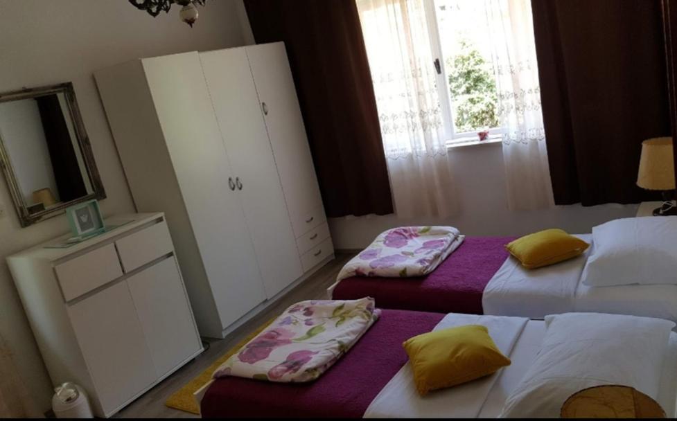 Barko Apartment And Rooms フヴァル エクステリア 写真