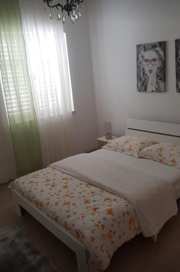 Barko Apartment And Rooms フヴァル エクステリア 写真