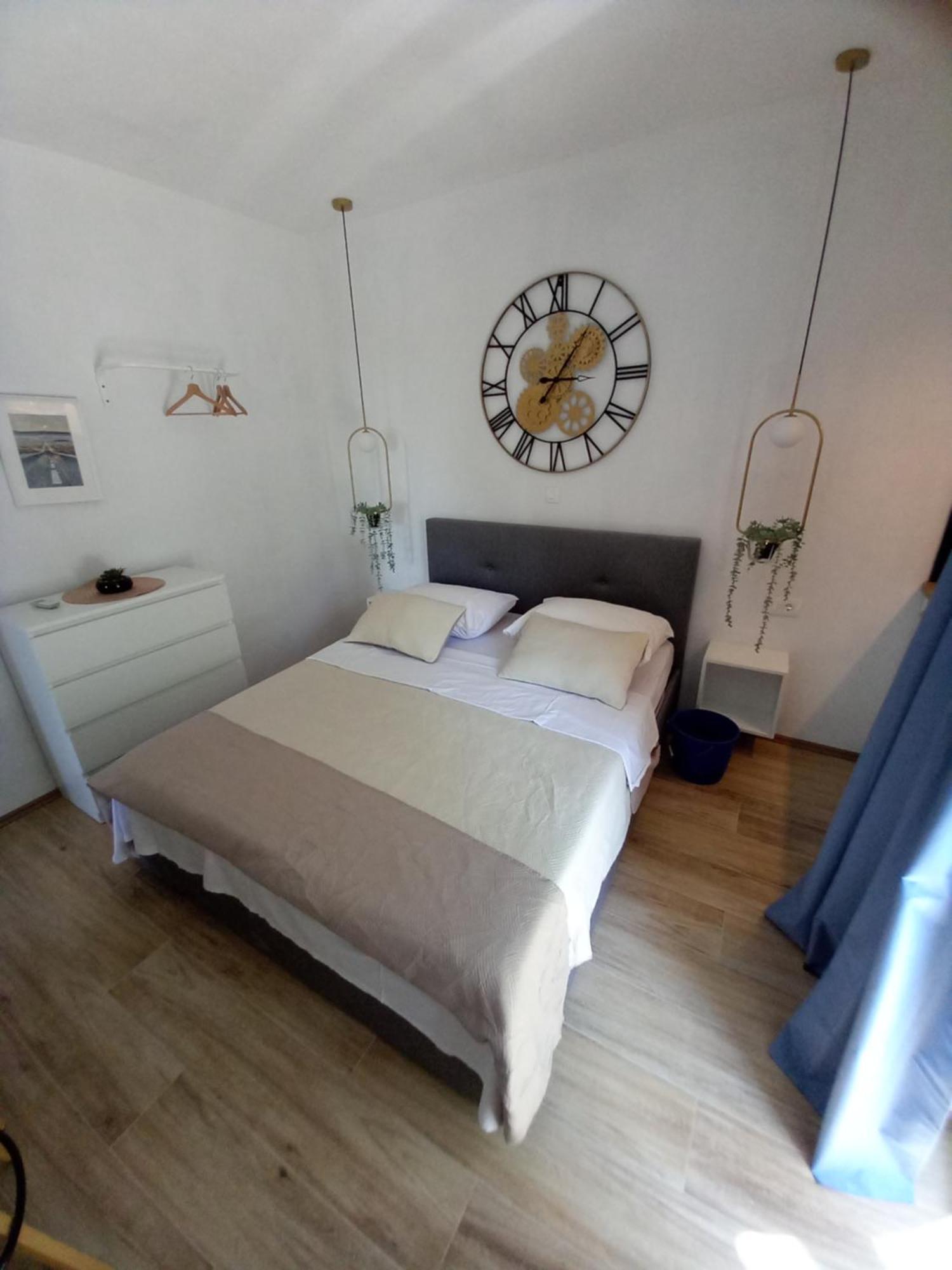 Barko Apartment And Rooms フヴァル エクステリア 写真
